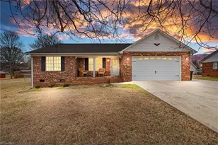 155 Sundial Dr, Lexington, NC 27295 - Photo 1