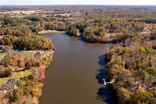 7912 Duck Pond Ct, Browns Summit, NC 27214 - Photo 8