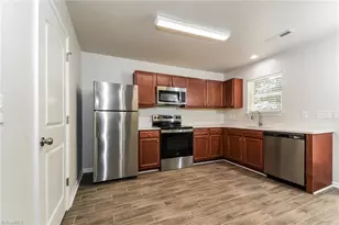 2321 Deerbrook Forest Ln, Greensboro, NC 27406 - Photo 6