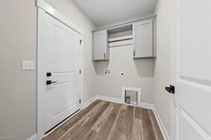 9131 Foxlair Dr, Kernersville, NC 27284 - Photo 26