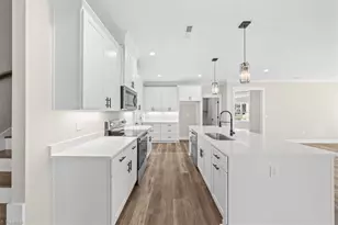 9131 Foxlair Dr, Kernersville, NC 27284 - Photo 12