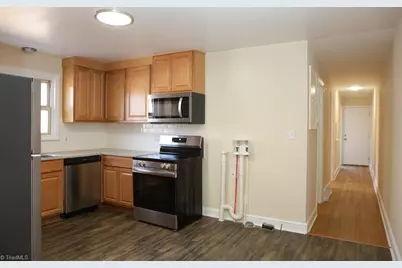 1708 Walker Avenue #B, Greensboro, NC 27403 - Photo 8