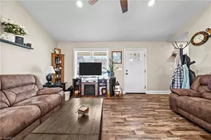 472 Watford Rd, Thomasville, NC 27360 - Photo 4