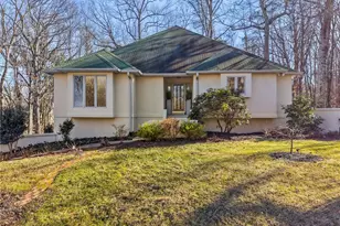 910 Idlewilde Heath Ct, Winston-Salem, NC 27106 - Photo 1