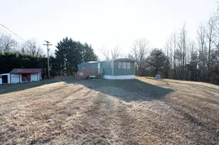 106 Daniels Dell Ln, Mount Airy, NC 27030 - Photo 46