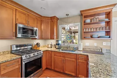 610 Colonial Drive, High Point, NC 27262 - Photo 10