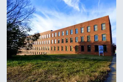 836 Oak Street #304, Winston-Salem, NC 27101 - Photo 6