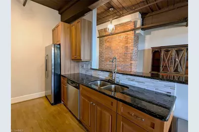 836 Oak Street #304, Winston-Salem, NC 27101 - Photo 24