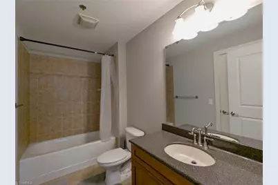 836 Oak Street #304, Winston-Salem, NC 27101 - Photo 32
