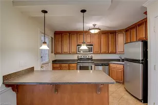 380 Hanover Arms Ct, Winston-Salem, NC 27104 - Photo 10