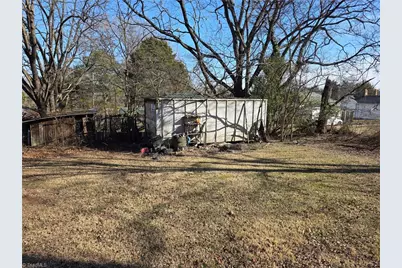 1322 Delaware Avenue, Eden, NC 27288 - Photo 14