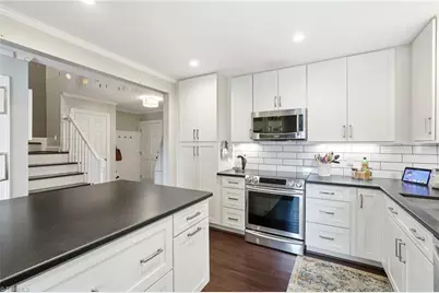 867 Brookleigh Court, Winston-Salem, NC 27104 - Photo 10