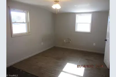 903 US Highway 21, State Road, NC 28676 - Photo 10