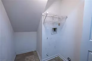 5305 N Oaks Dr, Greensboro, NC 27455 - Photo 12