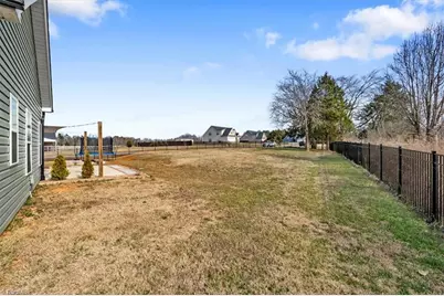 222 Fox Meadow Lane, Winston-Salem, NC 27107 - Photo 38