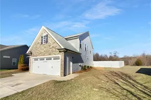 5713 Chicory Meadows Ct, Clemmons, NC 27012 - Photo 2