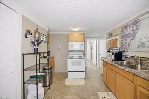 709 Armory Rd, North Wilkesboro, NC 28659 - Photo 16