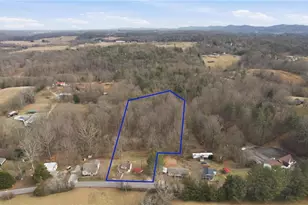 709 Armory Rd, North Wilkesboro, NC 28659 - Photo 38