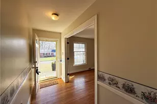 2841 Deerwood Dr, Winston-Salem, NC 27103 - Photo 8