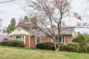 3 Forest Dr, Lexington, NC 27292 - Photo 2