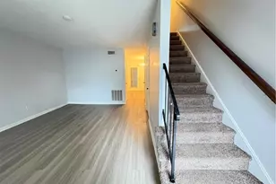 4014 S Bend Dr, Winston-Salem, NC 27107 - Photo 2