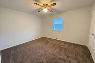 4014 S Bend Dr, Winston-Salem, NC 27107 - Photo 10