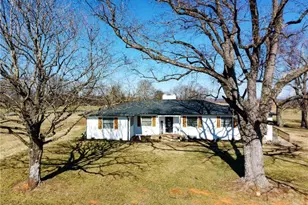 2432 Holcomb Rd, Yadkinville, NC 27055 - Photo 36