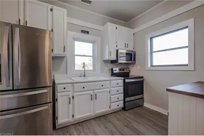 109 Reeves Lane, Elkin, NC 28621 - Photo 6