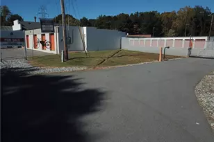 1812 Mooresville Rd, Salisbury, NC 28147 - Photo 4