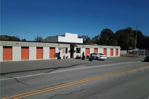 1812 Mooresville Rd, Salisbury, NC 28147 - Photo 2