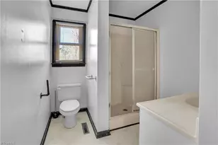 1931 Greenwood Rd, Asheboro, NC 27203 - Photo 18