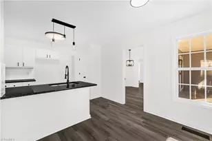 7018 Chaftain Pl, Greensboro, NC 27410 - Photo 12