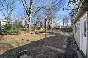 1129 Melrose St, Winston-Salem, NC 27103 - Photo 38
