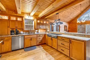 157 Noahs Ridge, Fleetwood, NC 28626 - Photo 16