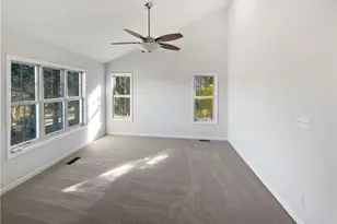 3994 Leinbach Dr, Winston-Salem, NC 27106 - Photo 6