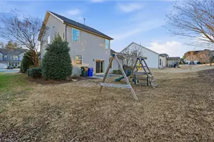 603 Applecross Dr, Mebane, NC 27302 - Photo 28