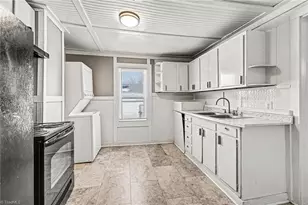 1303 Leonard Ave, High Point, NC 27260 - Photo 8