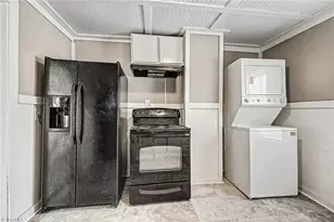 1303 Leonard Ave, High Point, NC 27260 - Photo 10