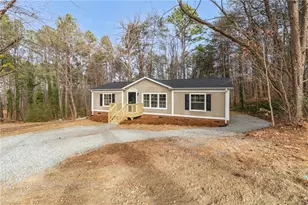 6451 Bowman Rd, Walnut Cove, NC 27052 - Photo 2