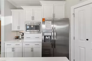 7632 Monty Dr, Kernersville, NC 27284 - Photo 18