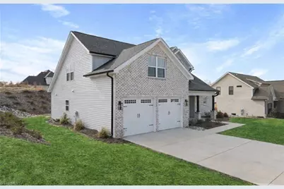 7632 Monty Drive, Kernersville, NC 27284 - Photo 4