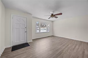 1207 Martin Luther King Jr Blvd, Lexington, NC 27292 - Photo 2