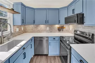 3137 Russell Way Ln, Winston-Salem, NC 27127 - Photo 8