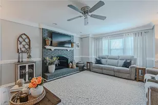 606 Driftwood Dr, Gibsonville, NC 27249 - Photo 8