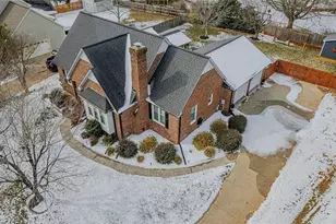 606 Driftwood Dr, Gibsonville, NC 27249 - Photo 2