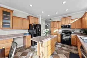 6916 Lawrence Farm Ln, Randleman, NC 27317 - Photo 10