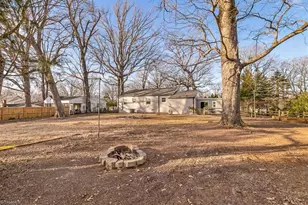 2221 Oak Hill Dr, Greensboro, NC 27408 - Photo 42