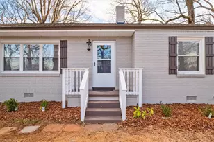 2221 Oak Hill Dr, Greensboro, NC 27408 - Photo 4