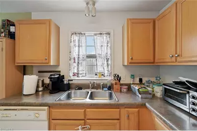 1120 Wesson Court, High Point, NC 27265 - Photo 8