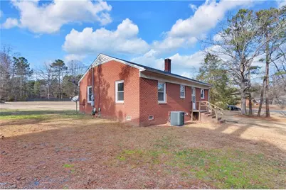 1052 N Main Street, Troy, NC 27371 - Photo 18